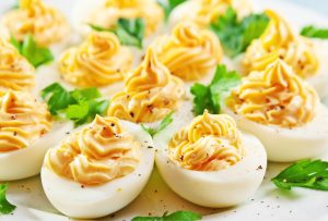 Œufs mimosa légers à la moutarde – sans mayo, sans huile ou presque riches en goût