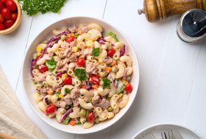 Salade de pâtes au thon et petits légumes – Fraîcheur express et équilibrée