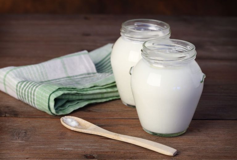 Yaourt maison au lait entier ultra ferme