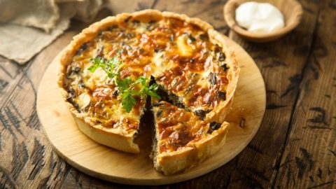 Quiche légère aux champignons et oignons