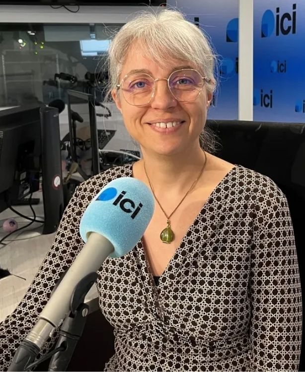 Notre grand témoin : Ophélie Lamotte est diététicienne-nutritionniste à Ancinnes. Ophélie partage gratuitement ses recettes simples et rapides sur sa chaine YouTube à découvrir en suivant ce lien : cuisine Ophélie.